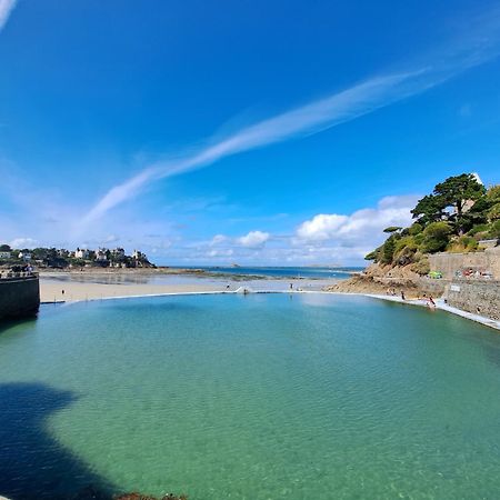 Clos De La Fontaine Dinard Luaran gambar