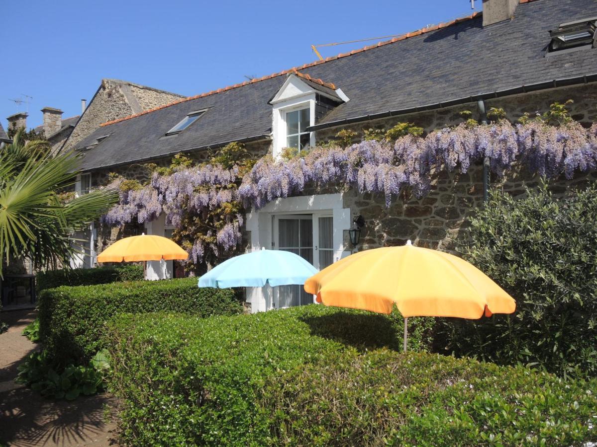 Clos De La Fontaine Dinard Luaran gambar