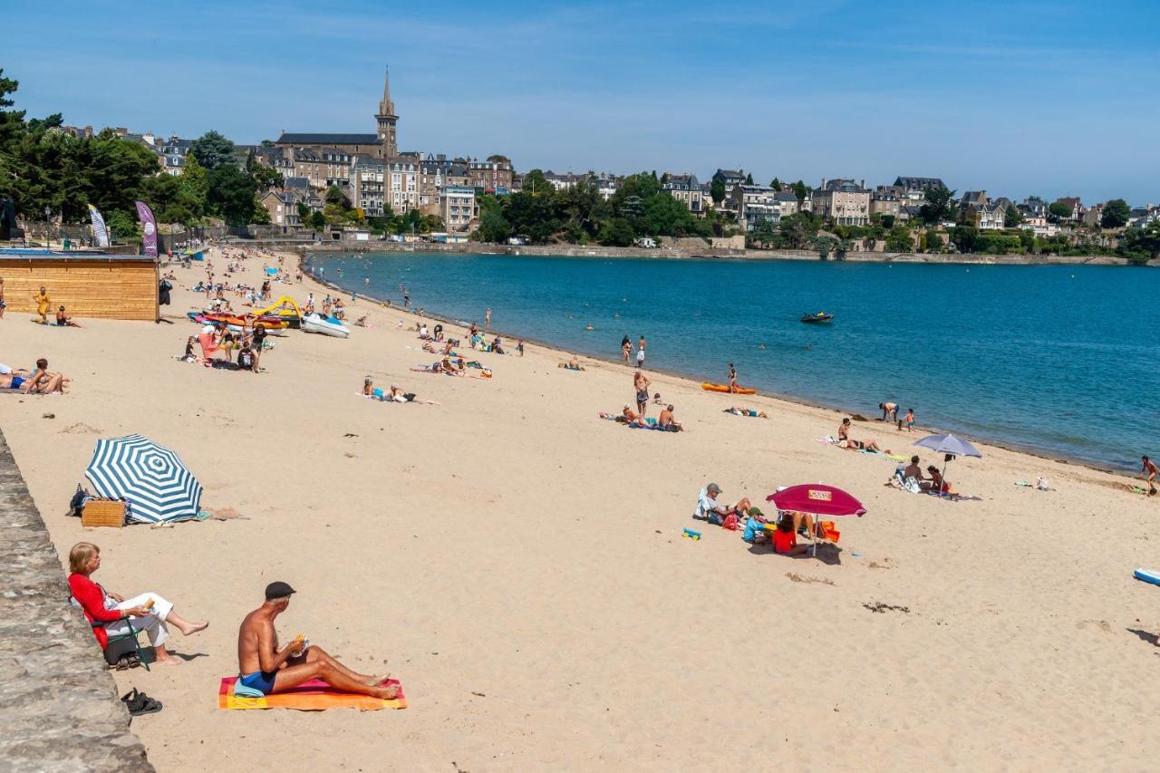 Clos De La Fontaine Dinard Luaran gambar
