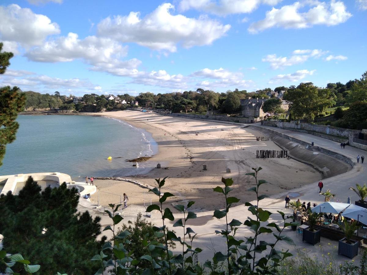 Clos De La Fontaine Dinard Luaran gambar