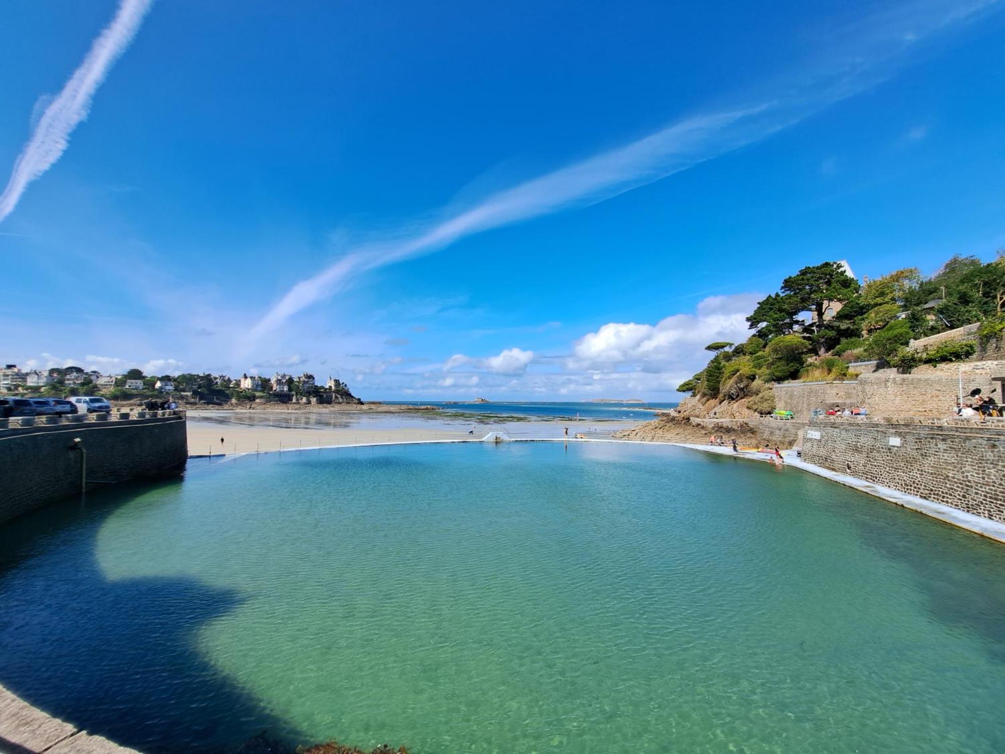 Clos De La Fontaine Dinard Luaran gambar