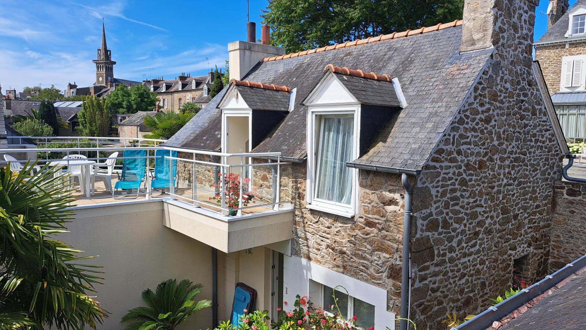 Clos De La Fontaine Dinard Luaran gambar